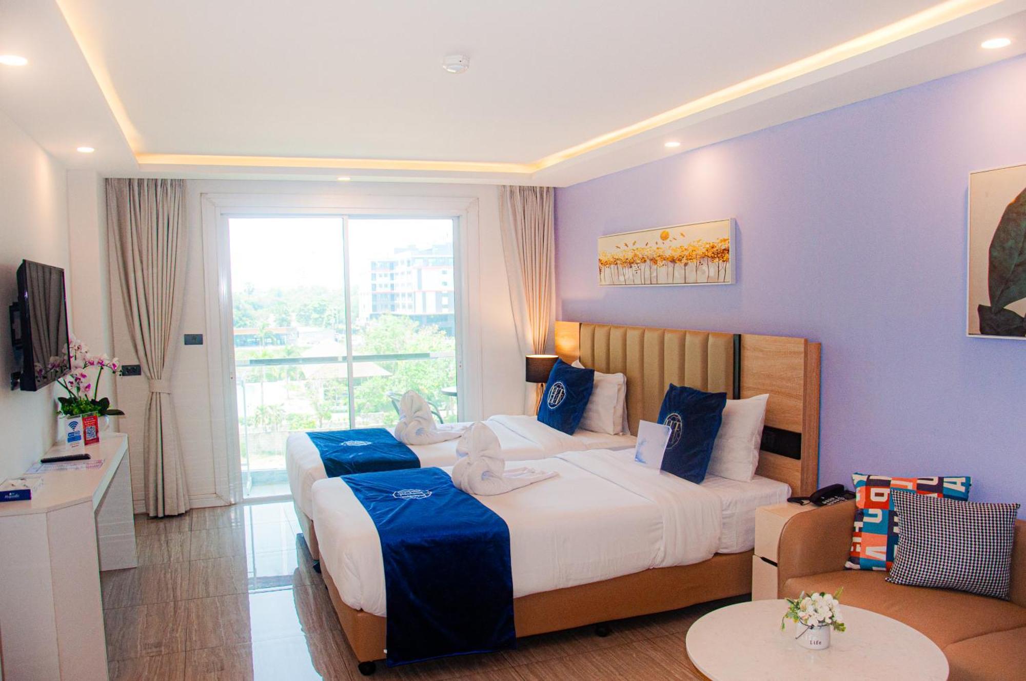 Ht9 Hotel Jomtien Beach Buitenkant foto