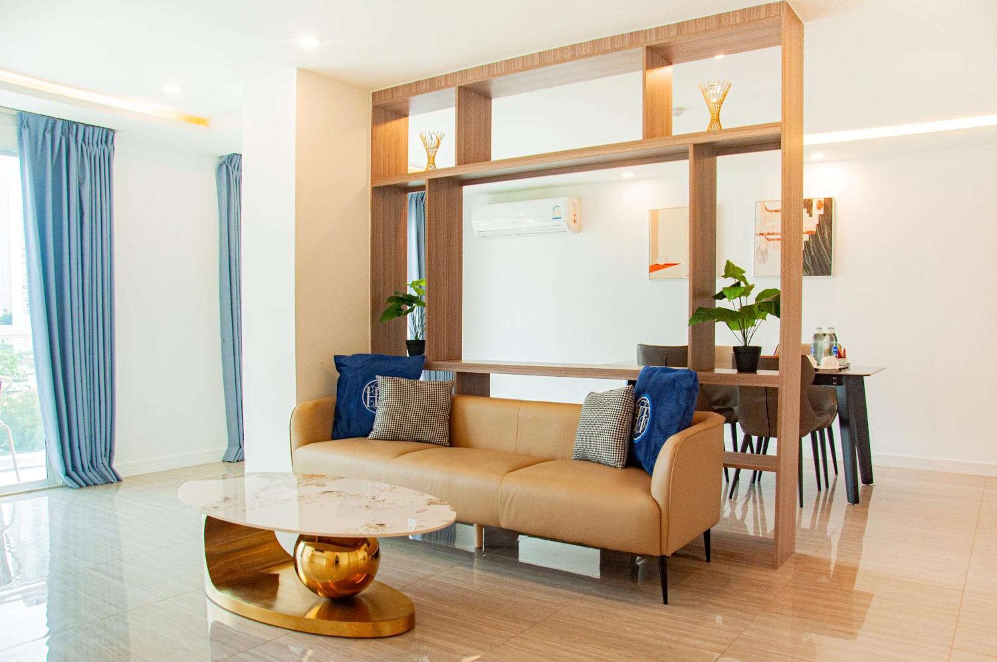 Ht9 Hotel Jomtien Beach Buitenkant foto