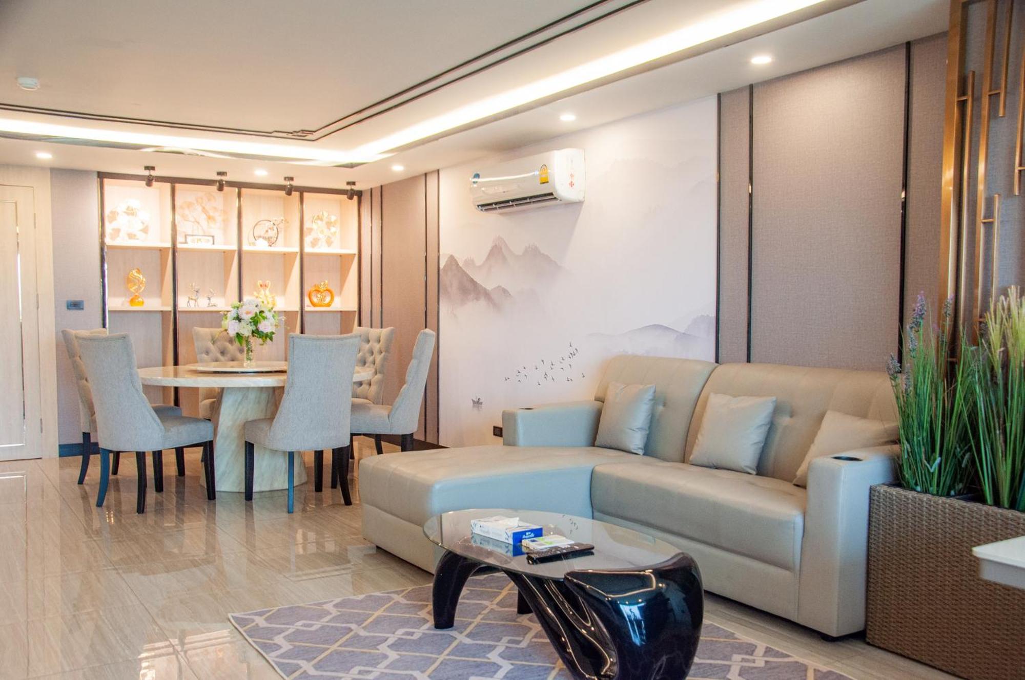 Ht9 Hotel Jomtien Beach Buitenkant foto
